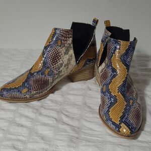 Snakeskin Western Boots